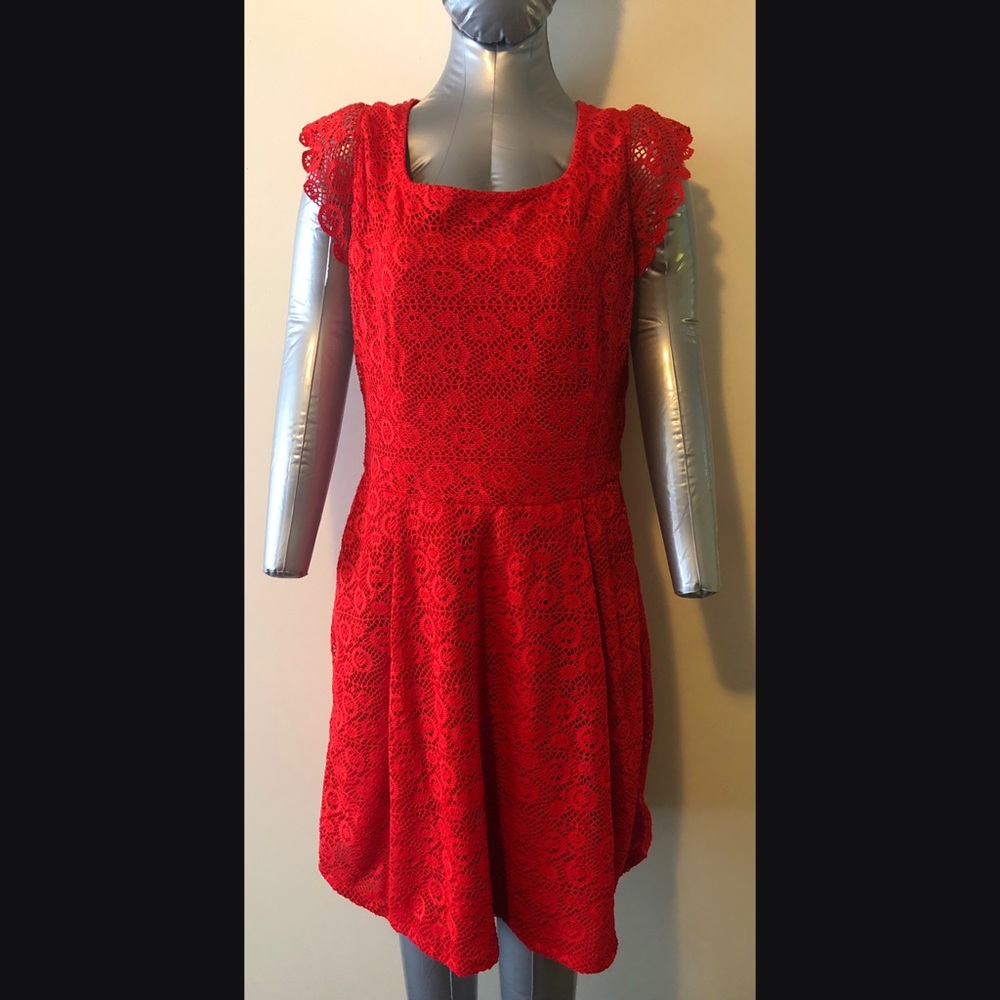 Brand New Red Stretch Lace Dress L 12-14